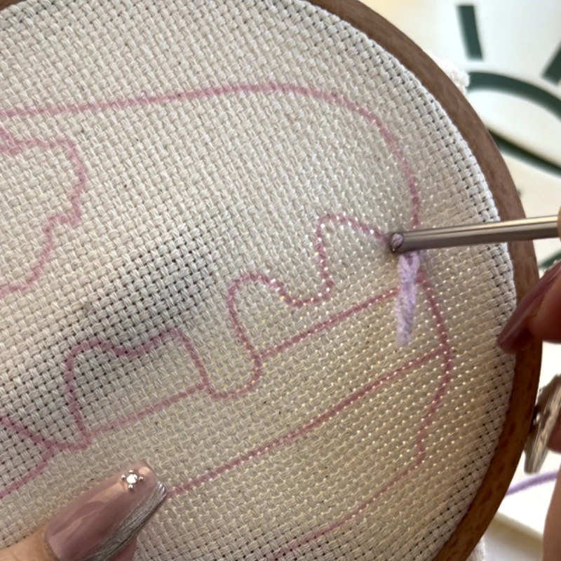 Starting stitches directly from the front without pulling yarn from the back.